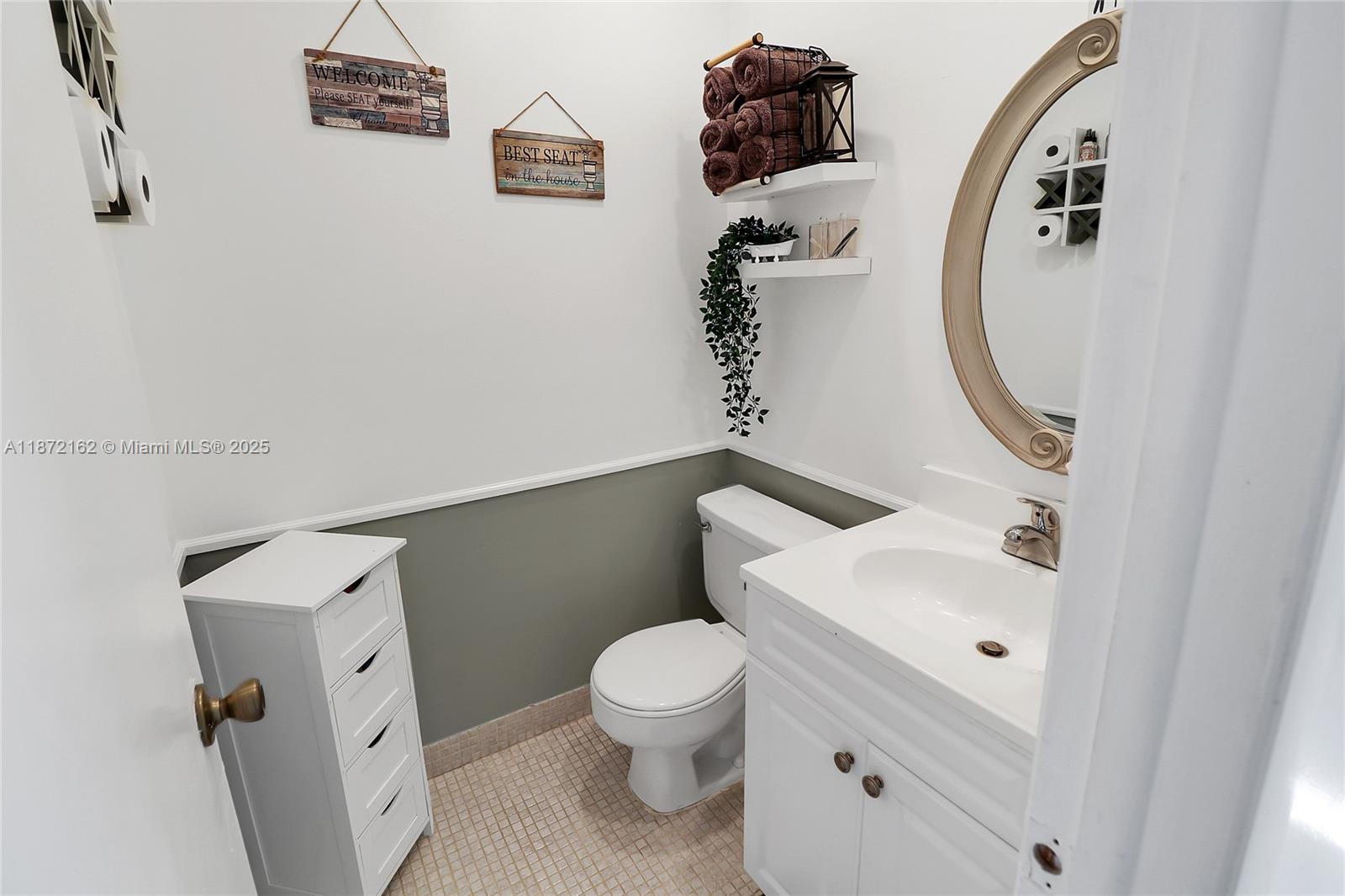 KINGS POINT NORMANDY COND - Residential