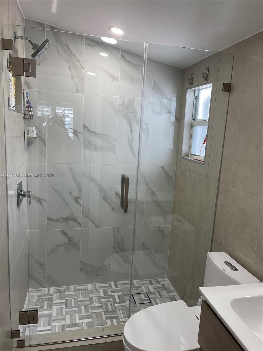 LONG KEY PROP PLAT OF SUR - Residential Lease