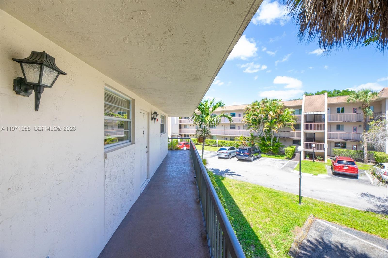 OMEGA CONDO NO 6 - Residential