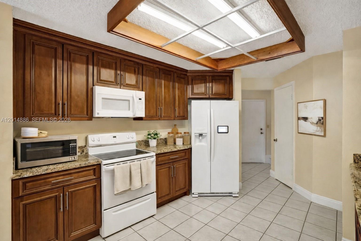 CHARLESTOWNE - Residential