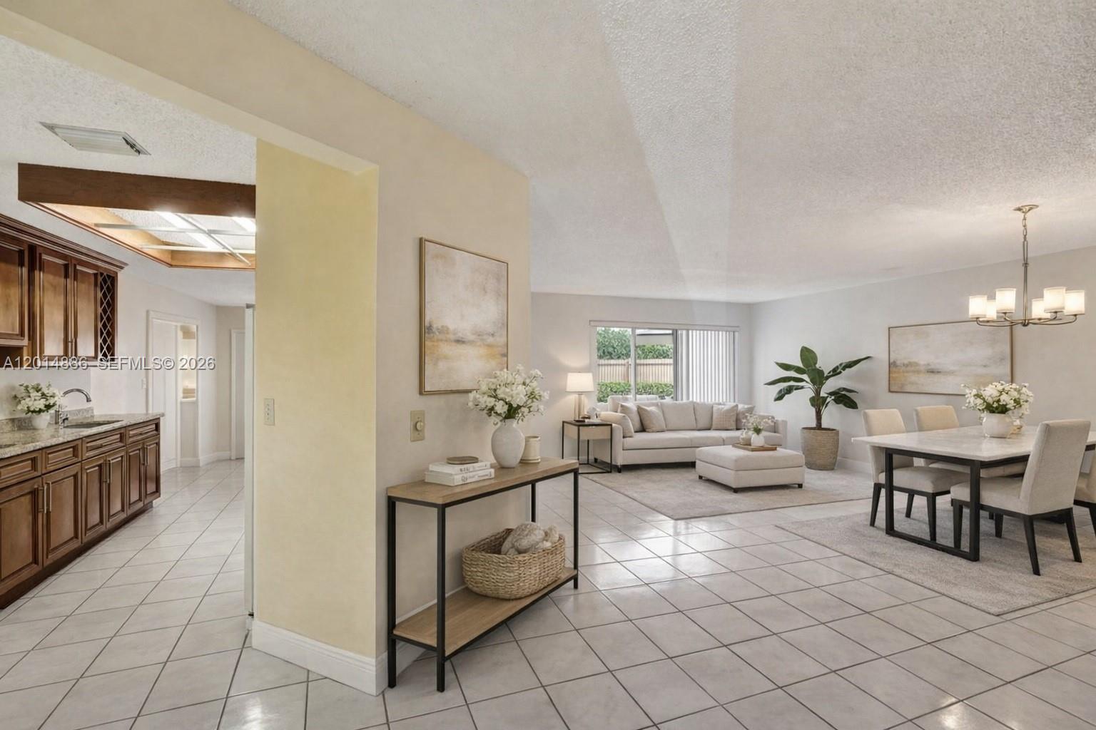 CHARLESTOWNE - Residential