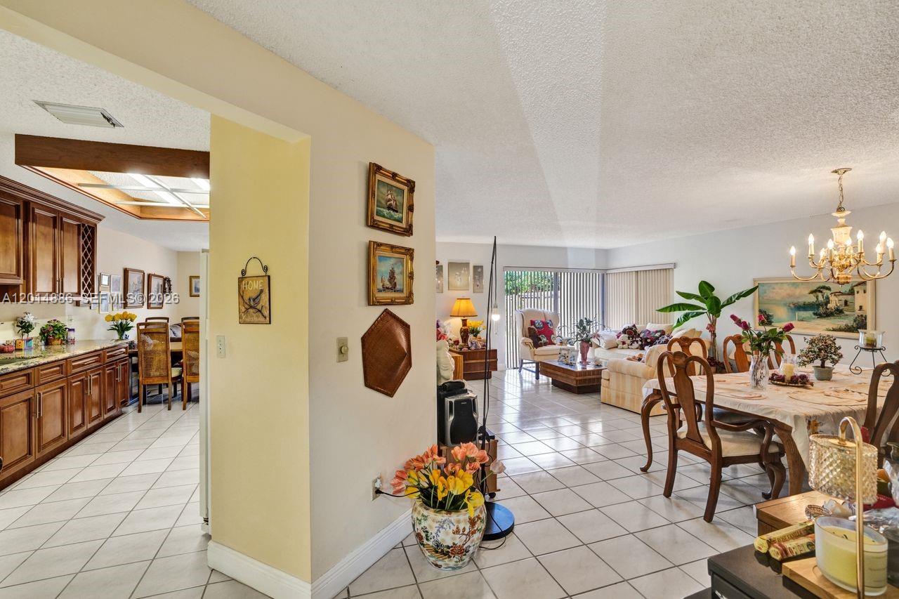 CHARLESTOWNE - Residential