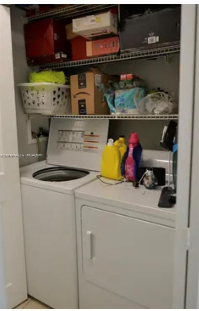 THE BERKELEY CONDO - Residential