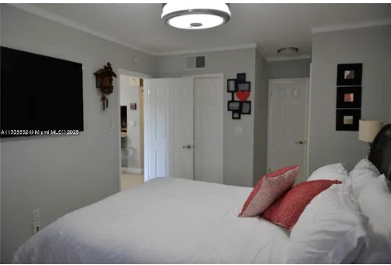 THE BERKELEY CONDO - Residential