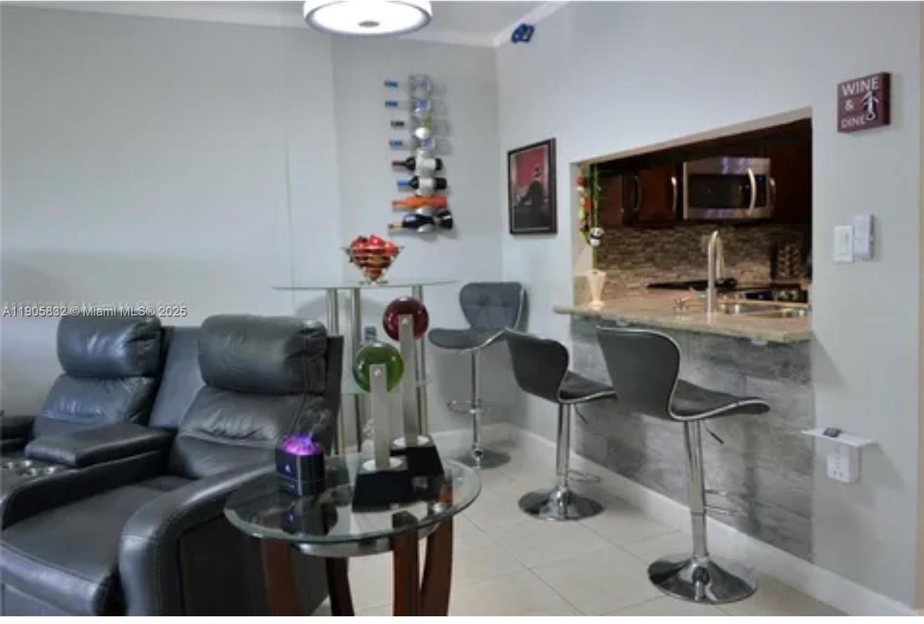 THE BERKELEY CONDO - Residential