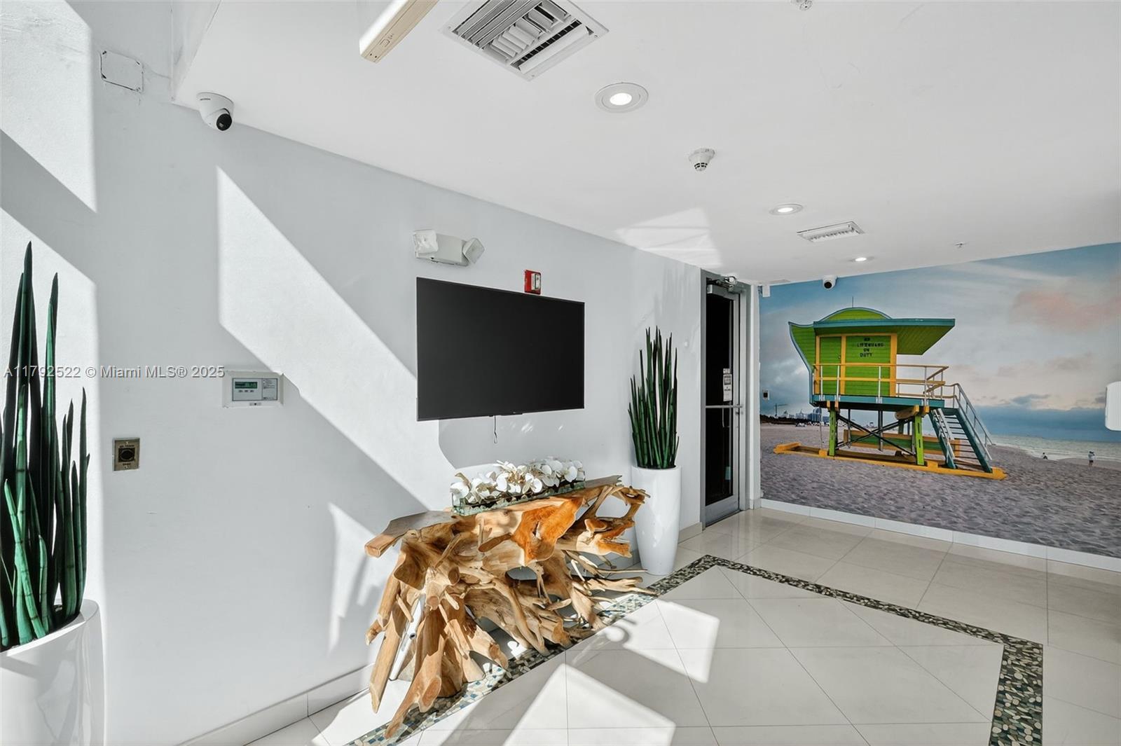 63 NOBE CONDO - Residential