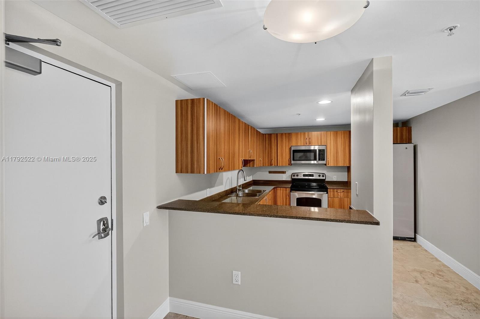 63 NOBE CONDO - Residential