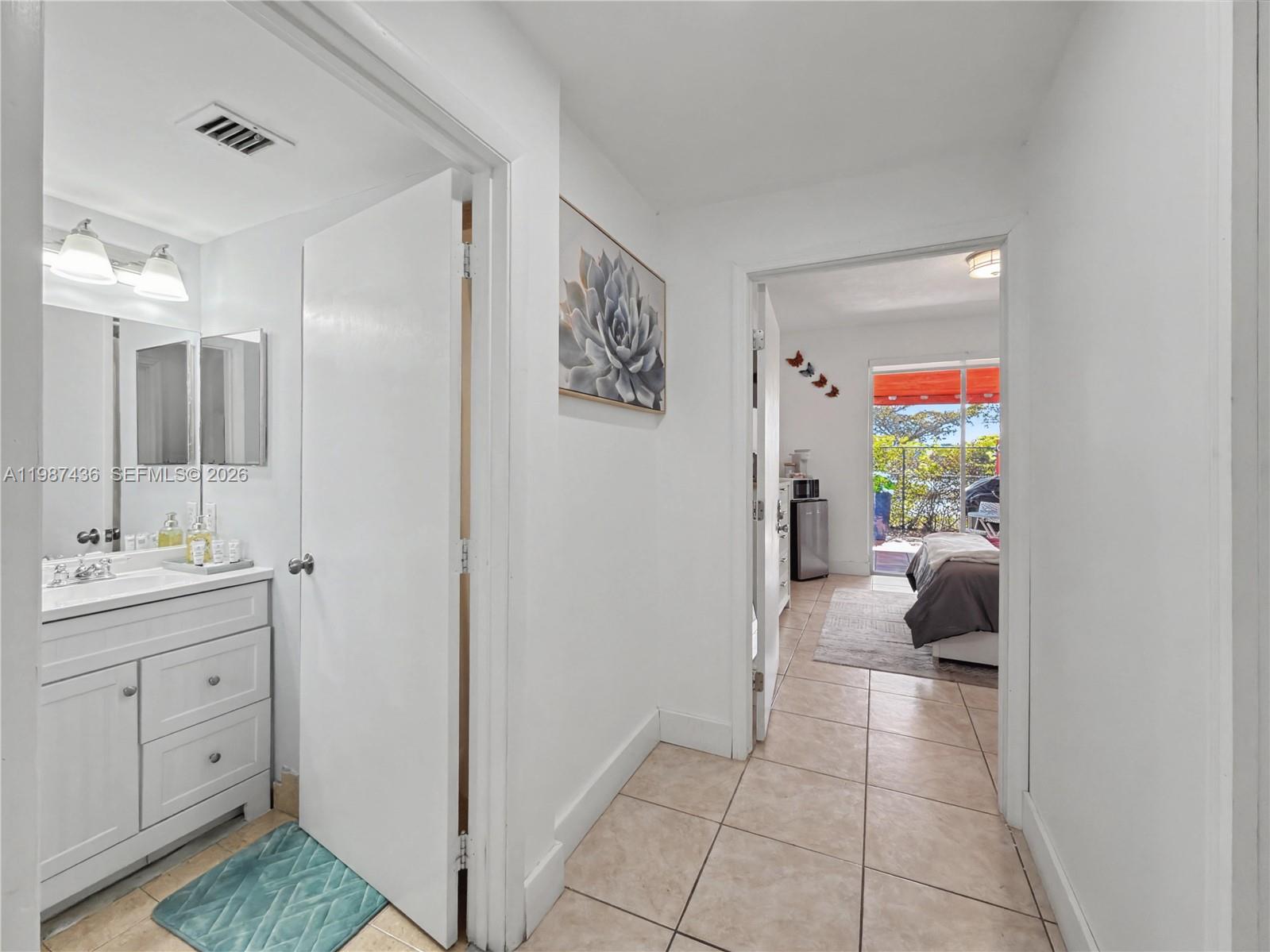 BRISTOL POINTE - Residential