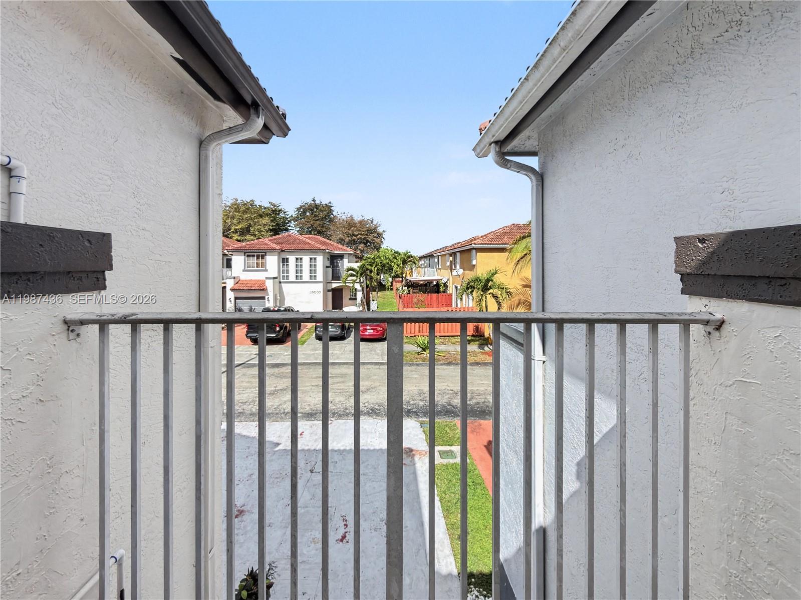 BRISTOL POINTE - Residential