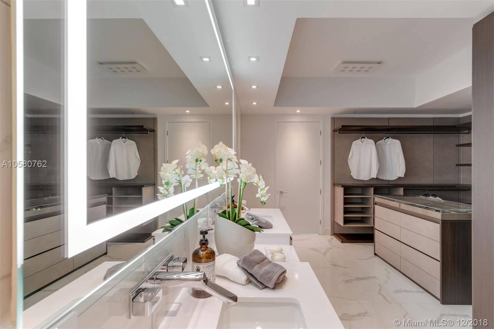 PRIVE CONDO - Residential Lease