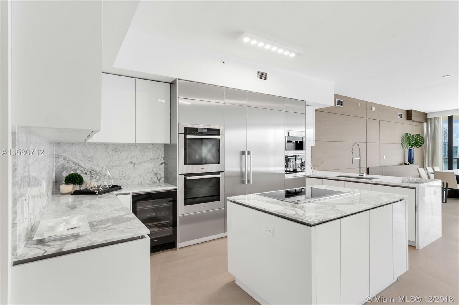 PRIVE CONDO - Residential Lease