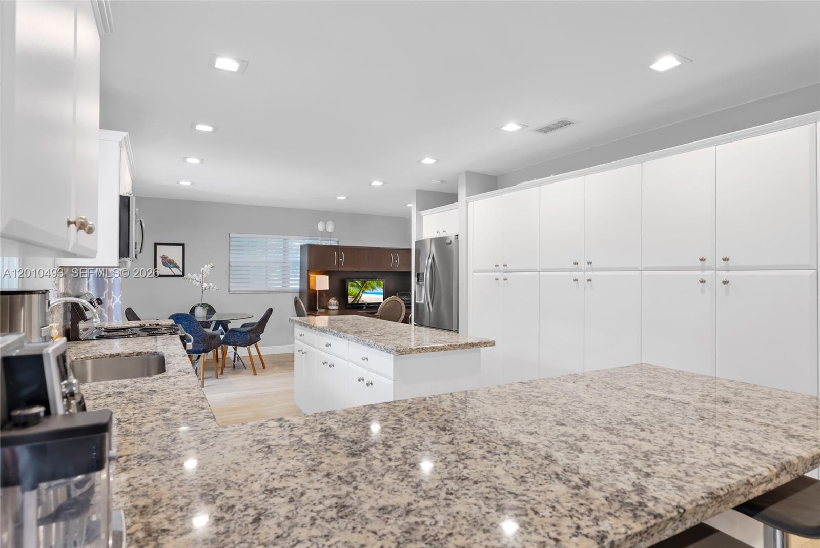 NORTH BAY ISLAND - Residential Lease