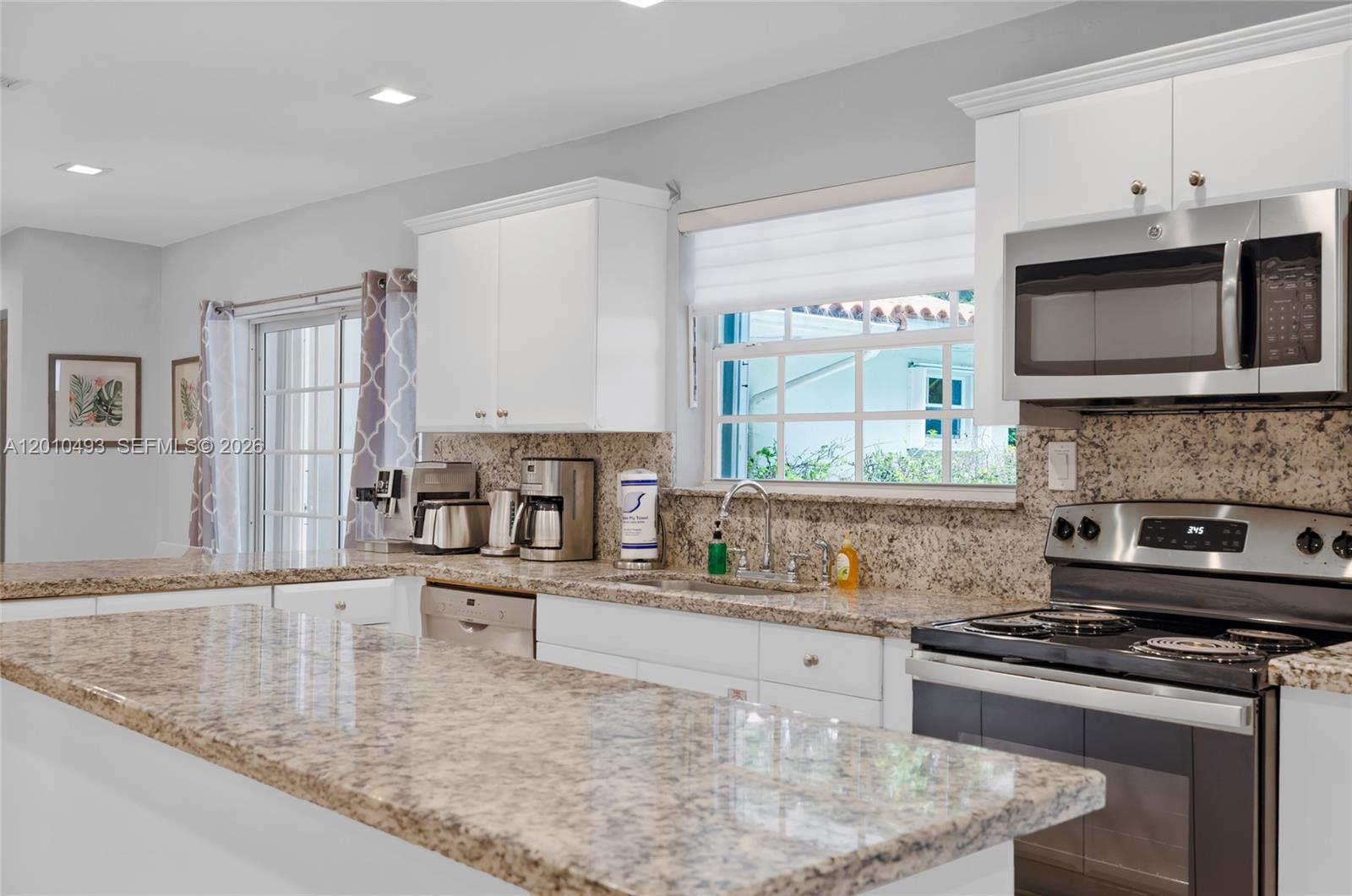 7711 Coquina Dr 0