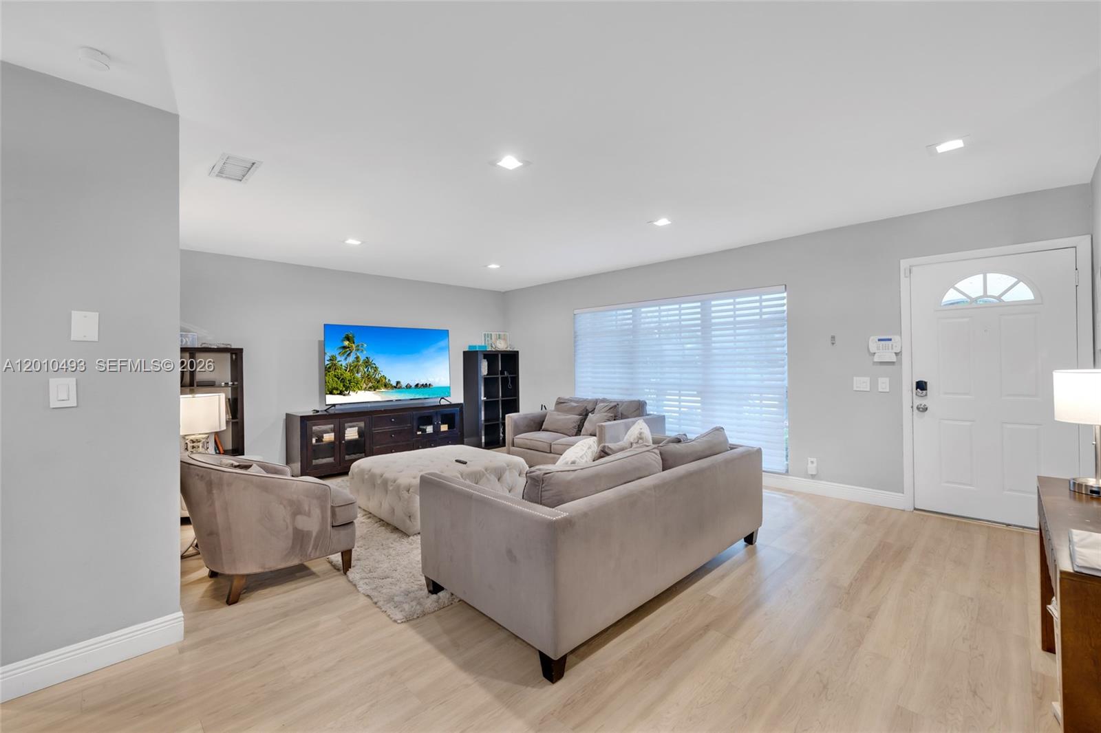 NORTH BAY ISLAND - Residential Lease