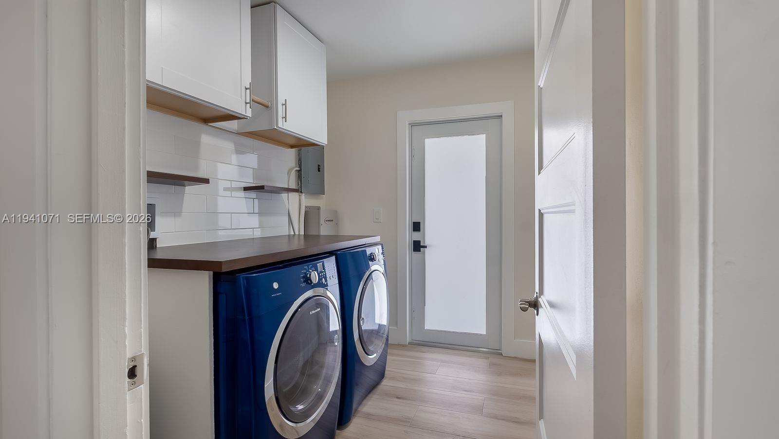 CORAL RIDGE ISLES - Residential