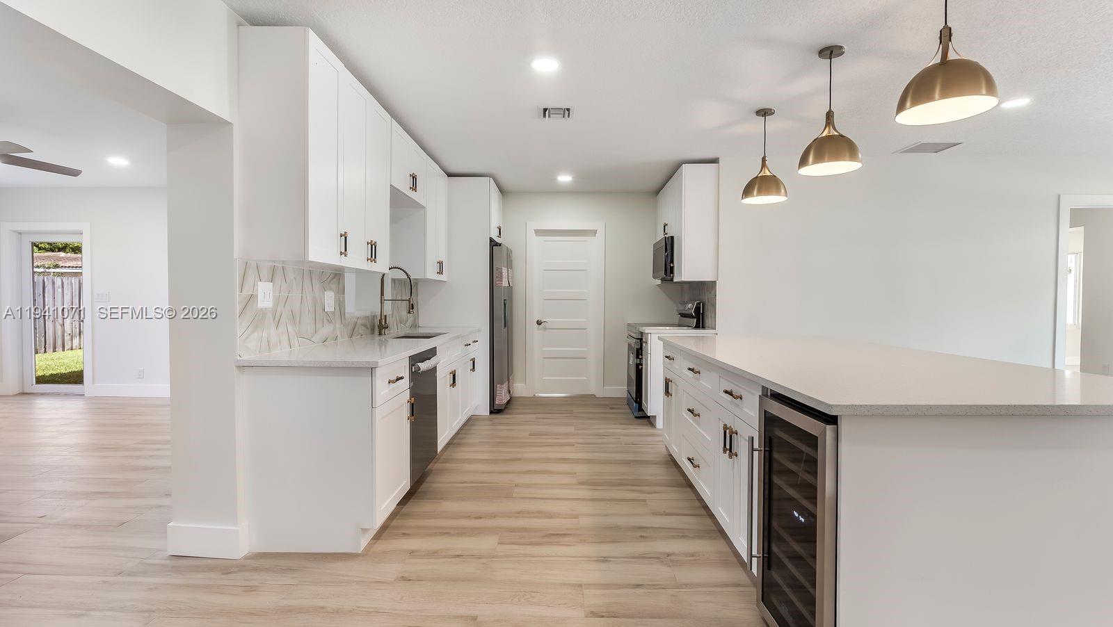 CORAL RIDGE ISLES - Residential