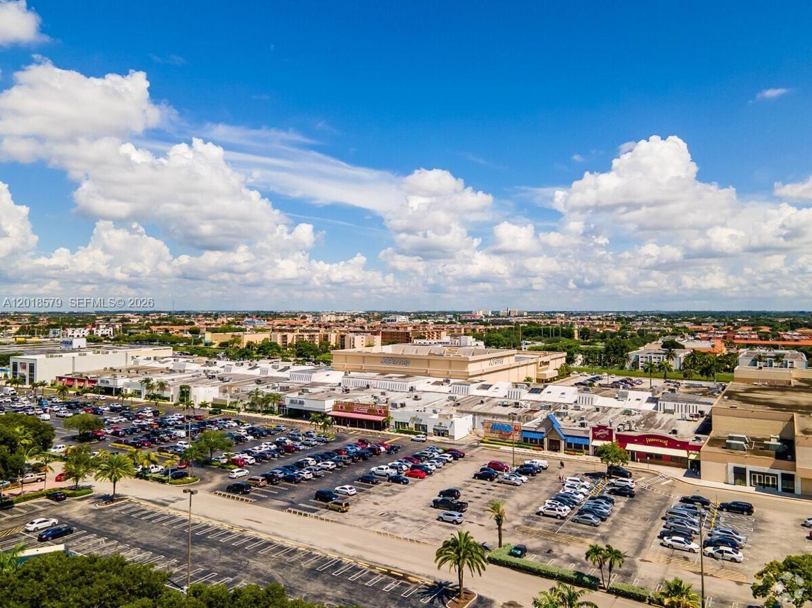 ROYAL PALMETTO CONDO - Residential