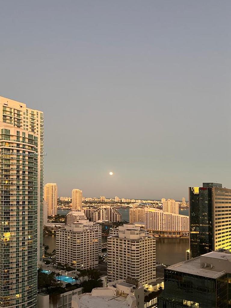 1060 BRICKELL CONDO - Residential Lease