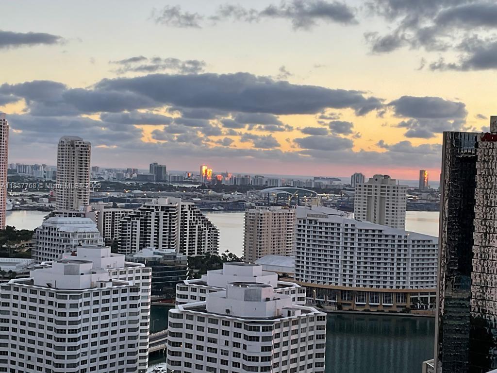 1060 BRICKELL CONDO - Residential Lease