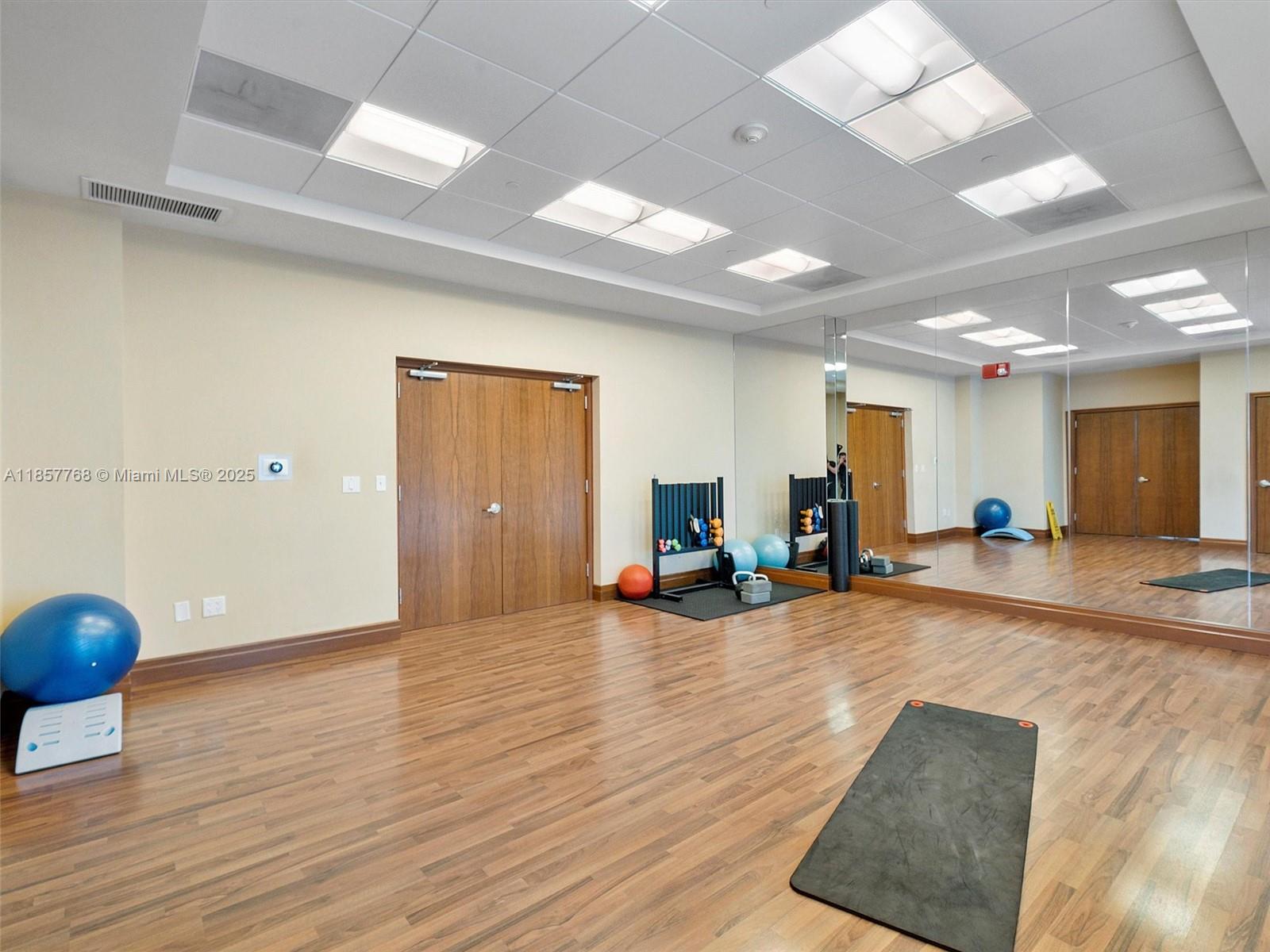 1060 BRICKELL CONDO - Residential Lease