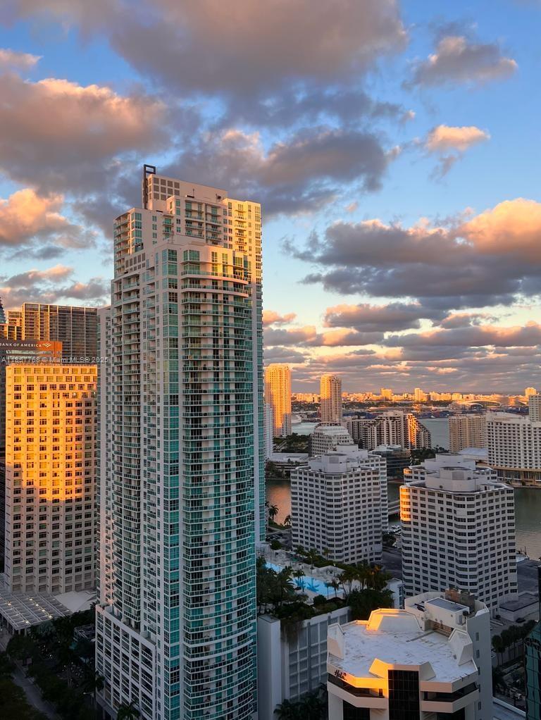 1060 BRICKELL CONDO - Residential Lease