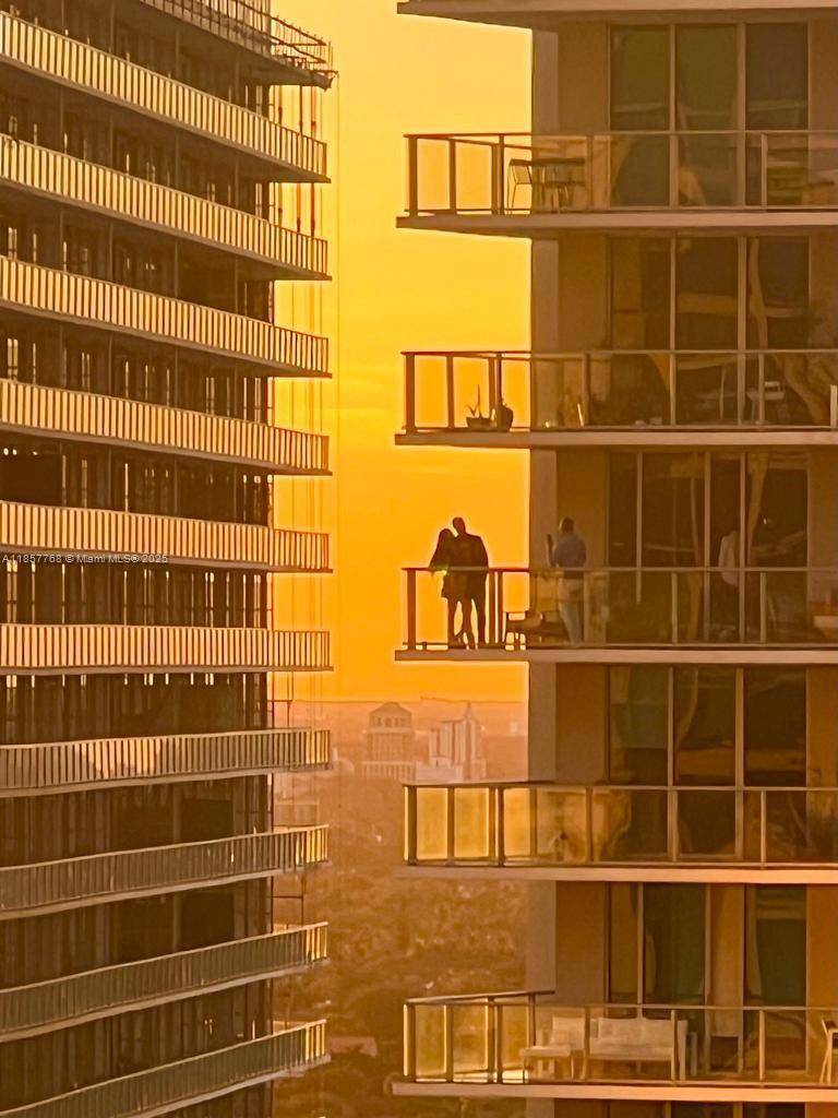 1060 BRICKELL CONDO - Residential Lease