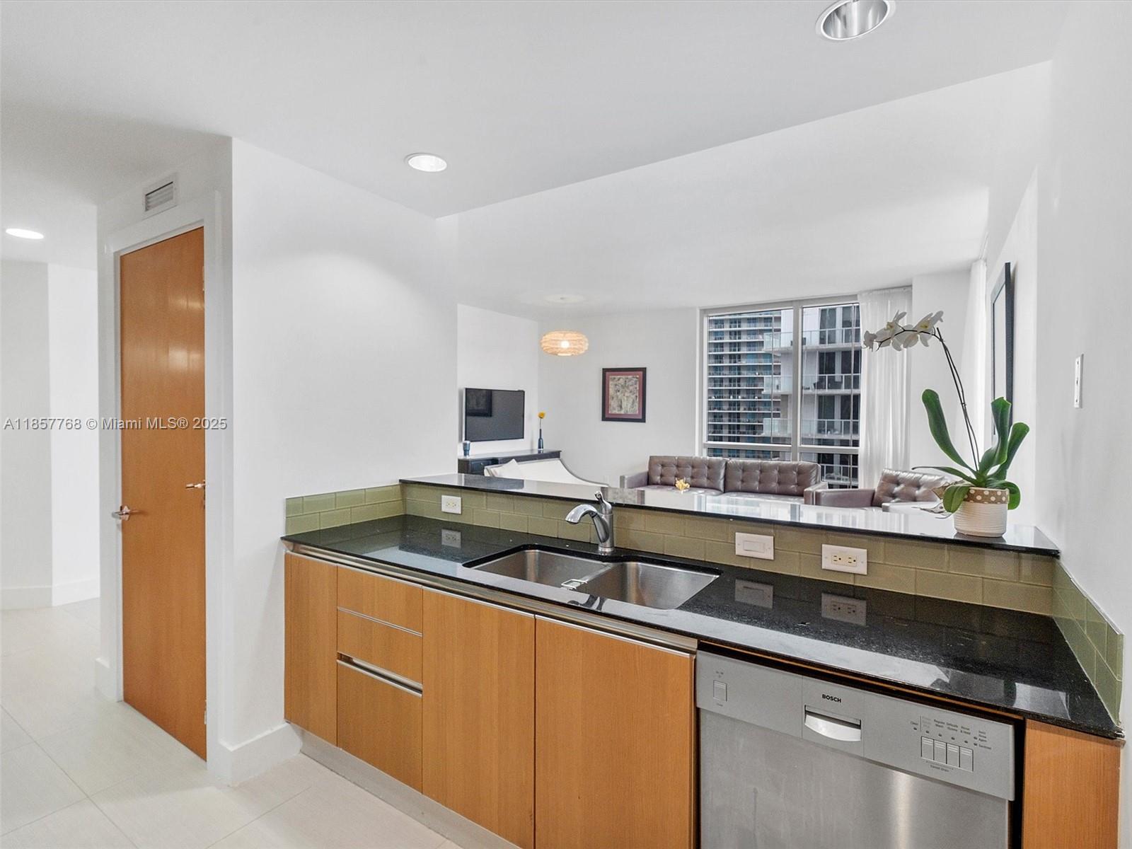 1060 BRICKELL CONDO - Residential Lease
