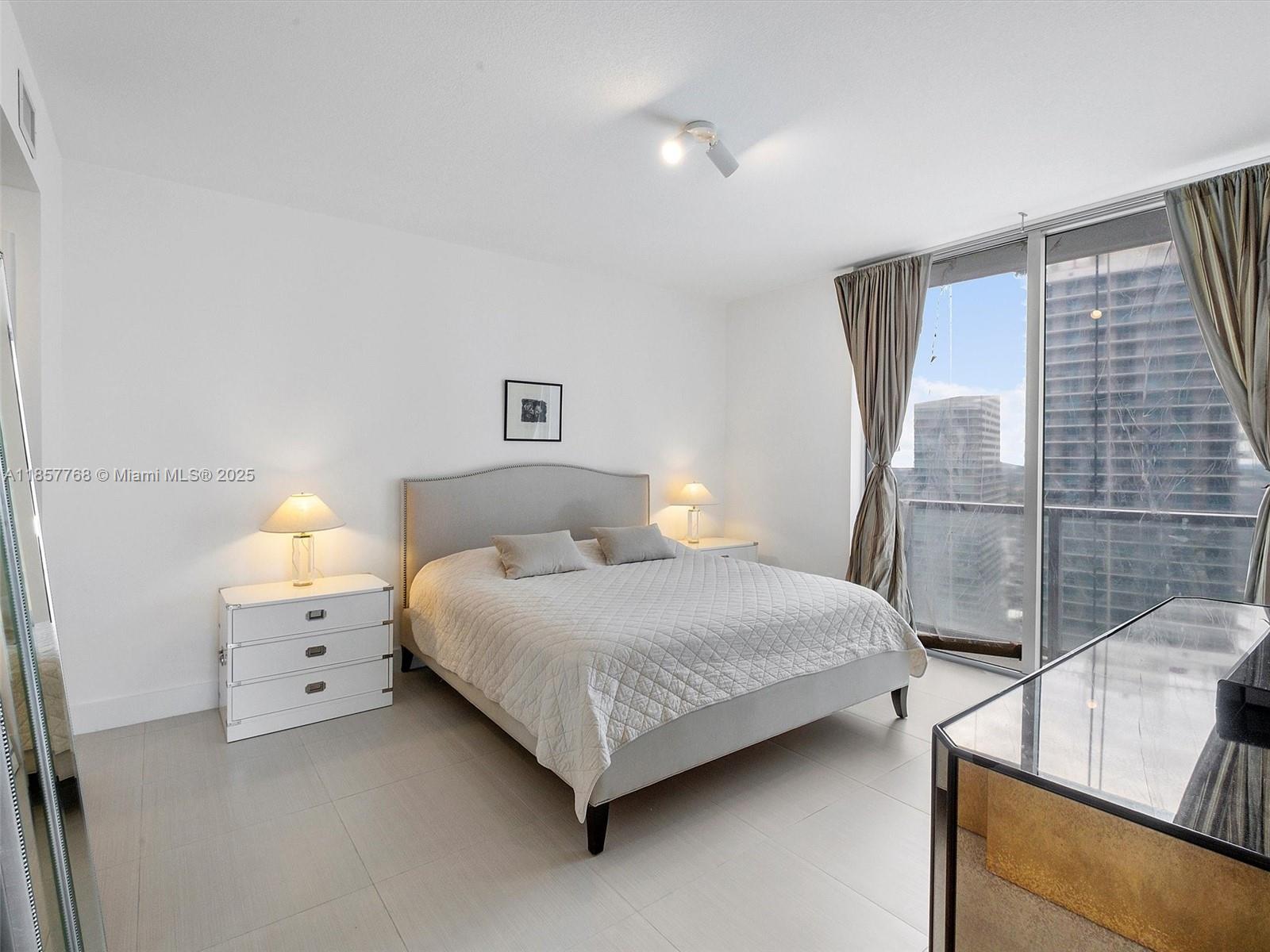 1060 BRICKELL CONDO - Residential Lease