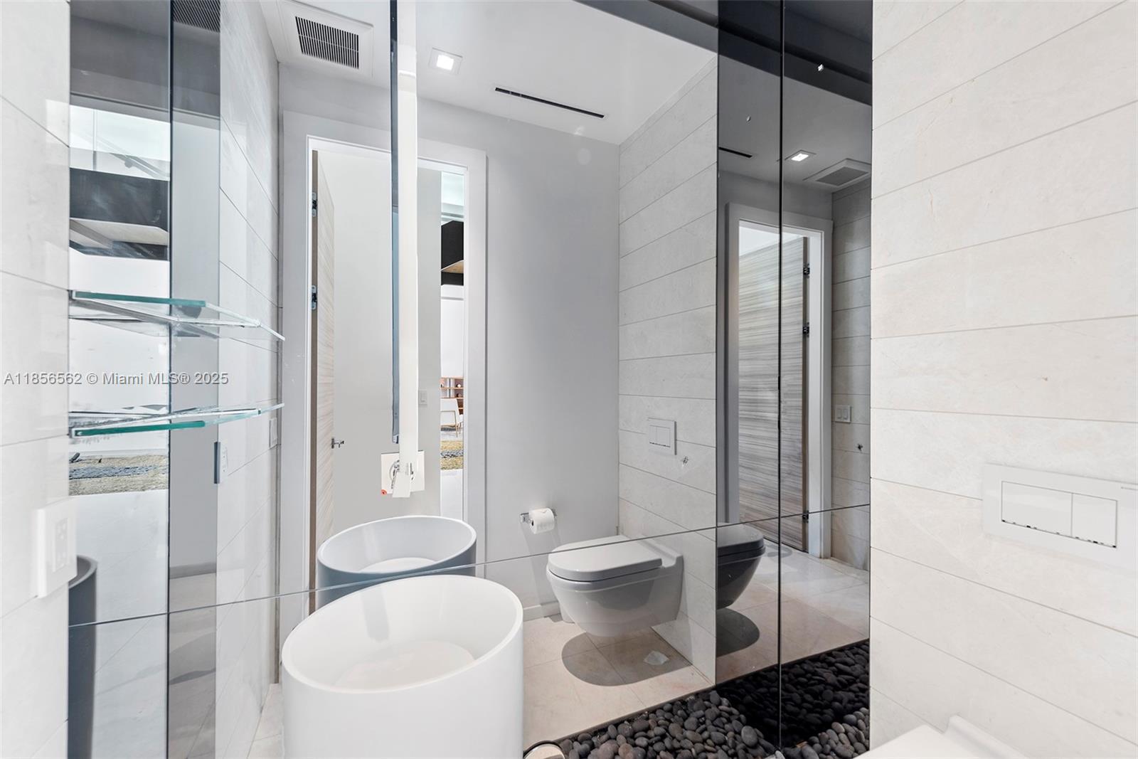 GOLDEN ISLES SEC - Residential Lease