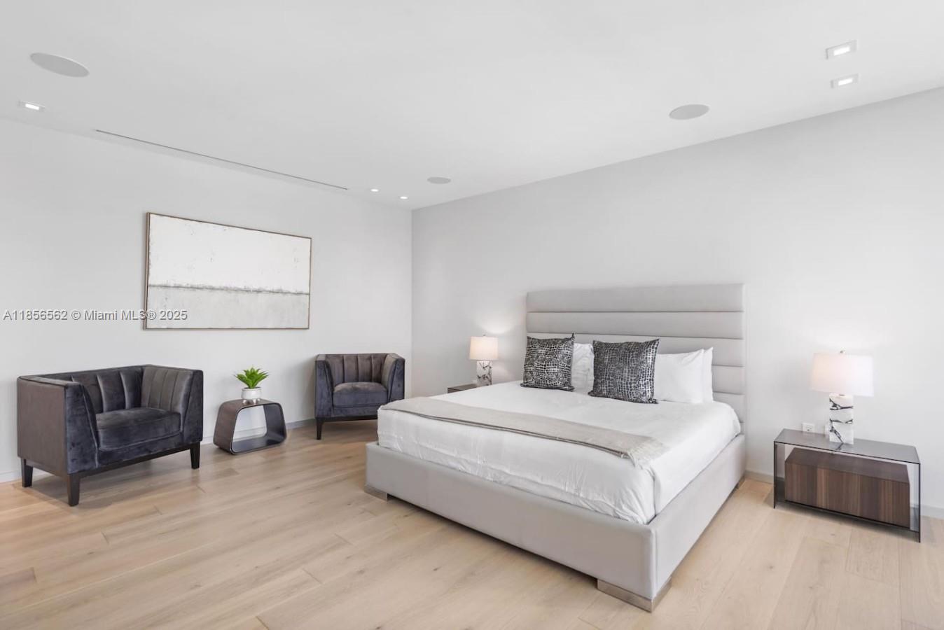 GOLDEN ISLES SEC - Residential Lease