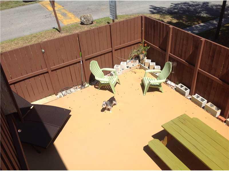 SNAPPER VILLAGE - Residential Lease