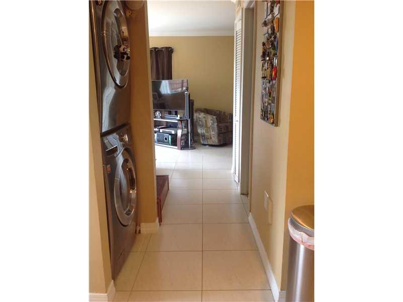 SNAPPER VILLAGE - Residential Lease