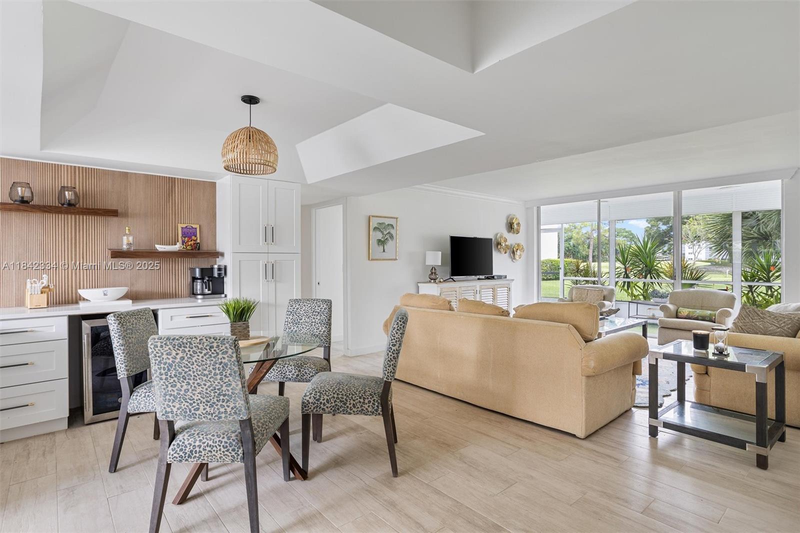 3286 Arcara Way 101, Lake Worth, FL, 33467/$315,778 3 3286 Arcara Way 101