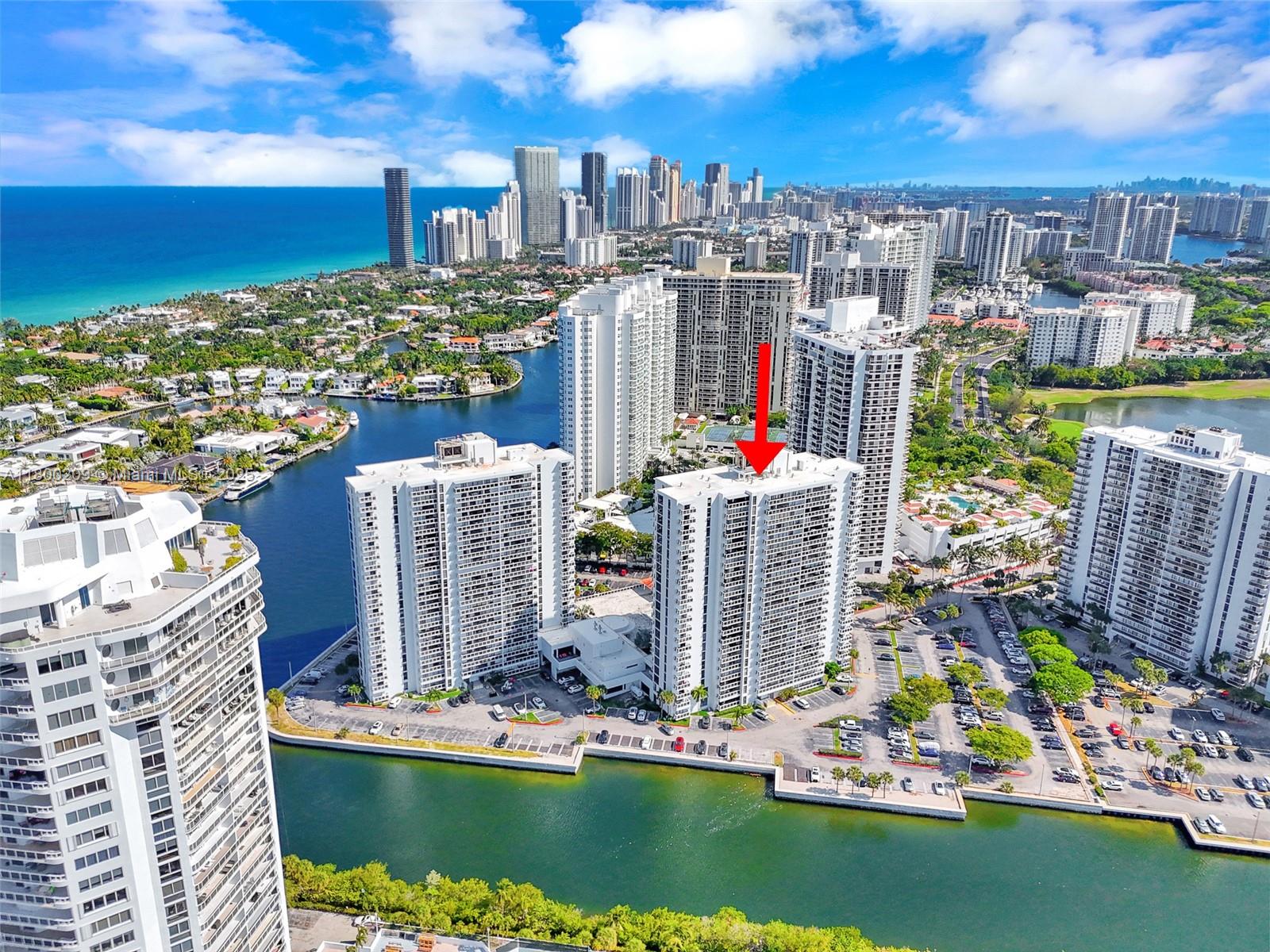 Property for Sale at 20505 E Country Club Dr 137, Aventura, Miami-Dade County, Florida - Bedrooms: 3 
Bathrooms: 3  - $388,999