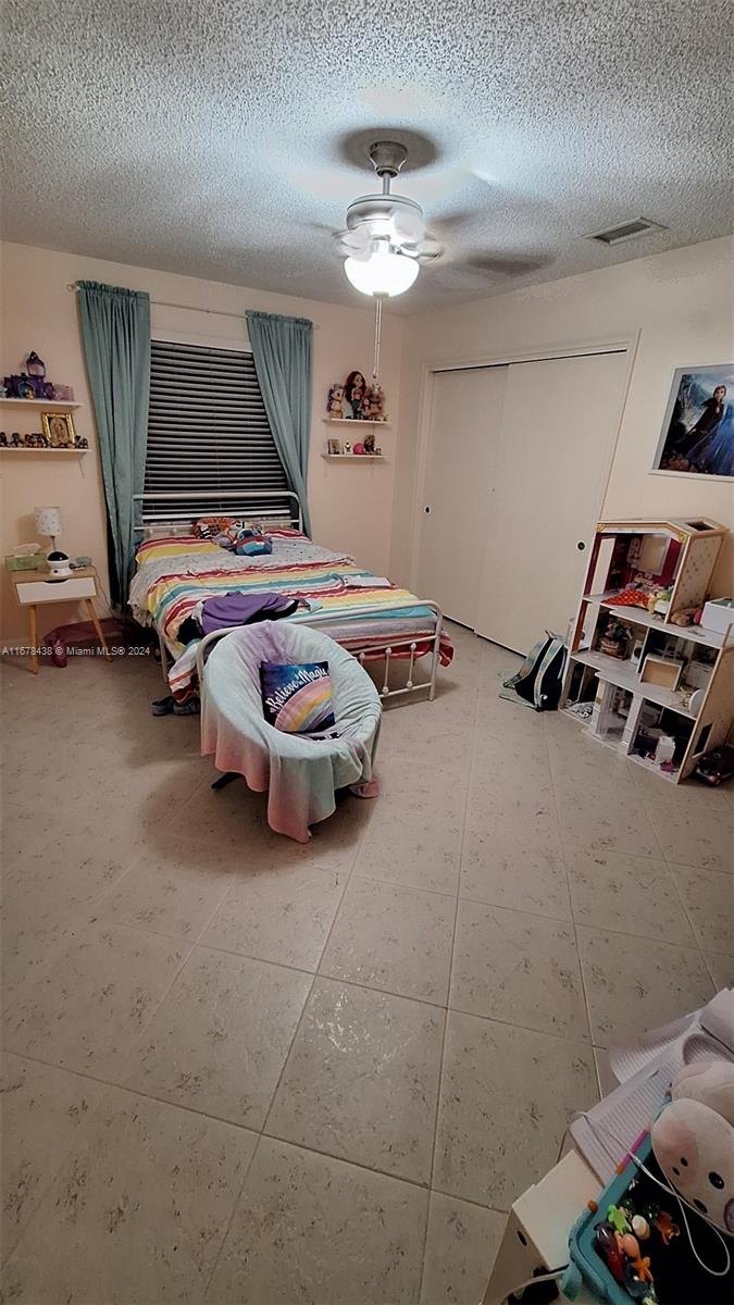 CORAL SPRINGS COUNTRY CLU - Residential Income
