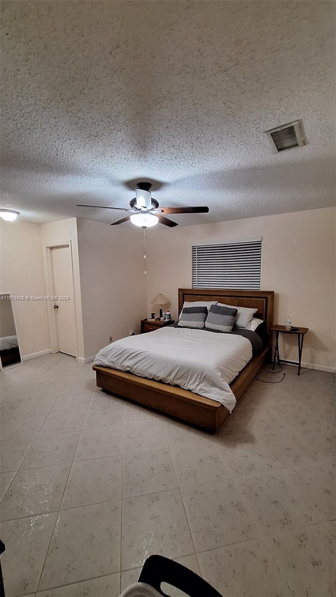 CORAL SPRINGS COUNTRY CLU - Residential Income