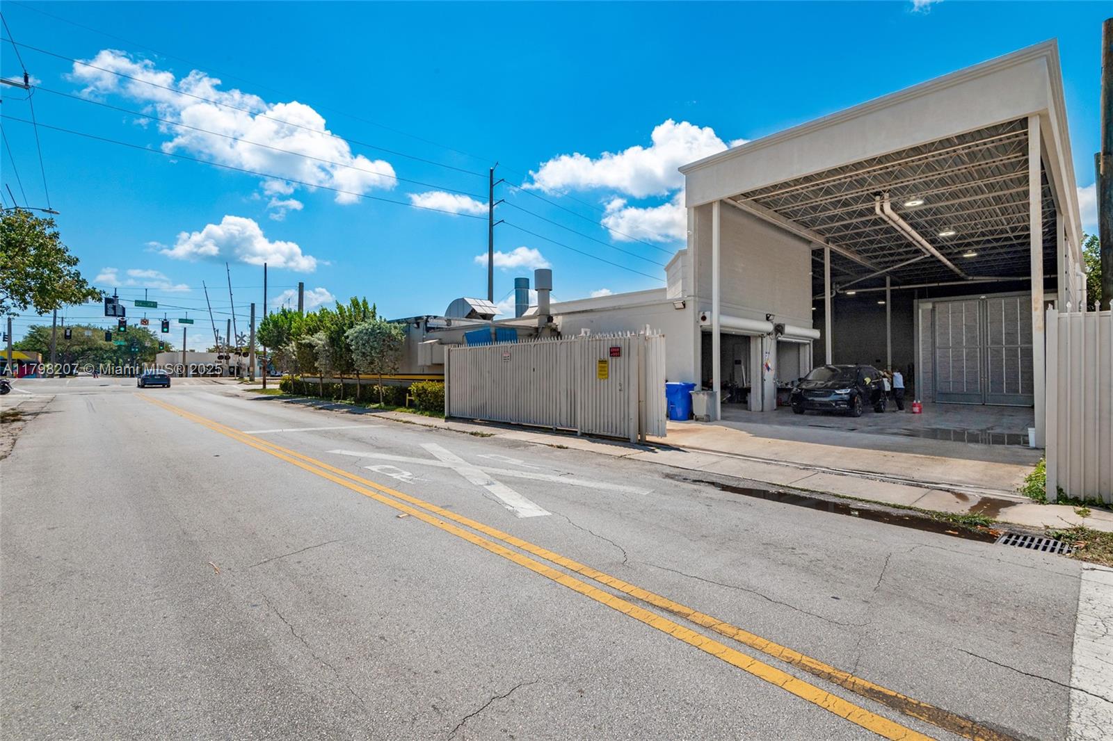 500 S Dixie Hwy