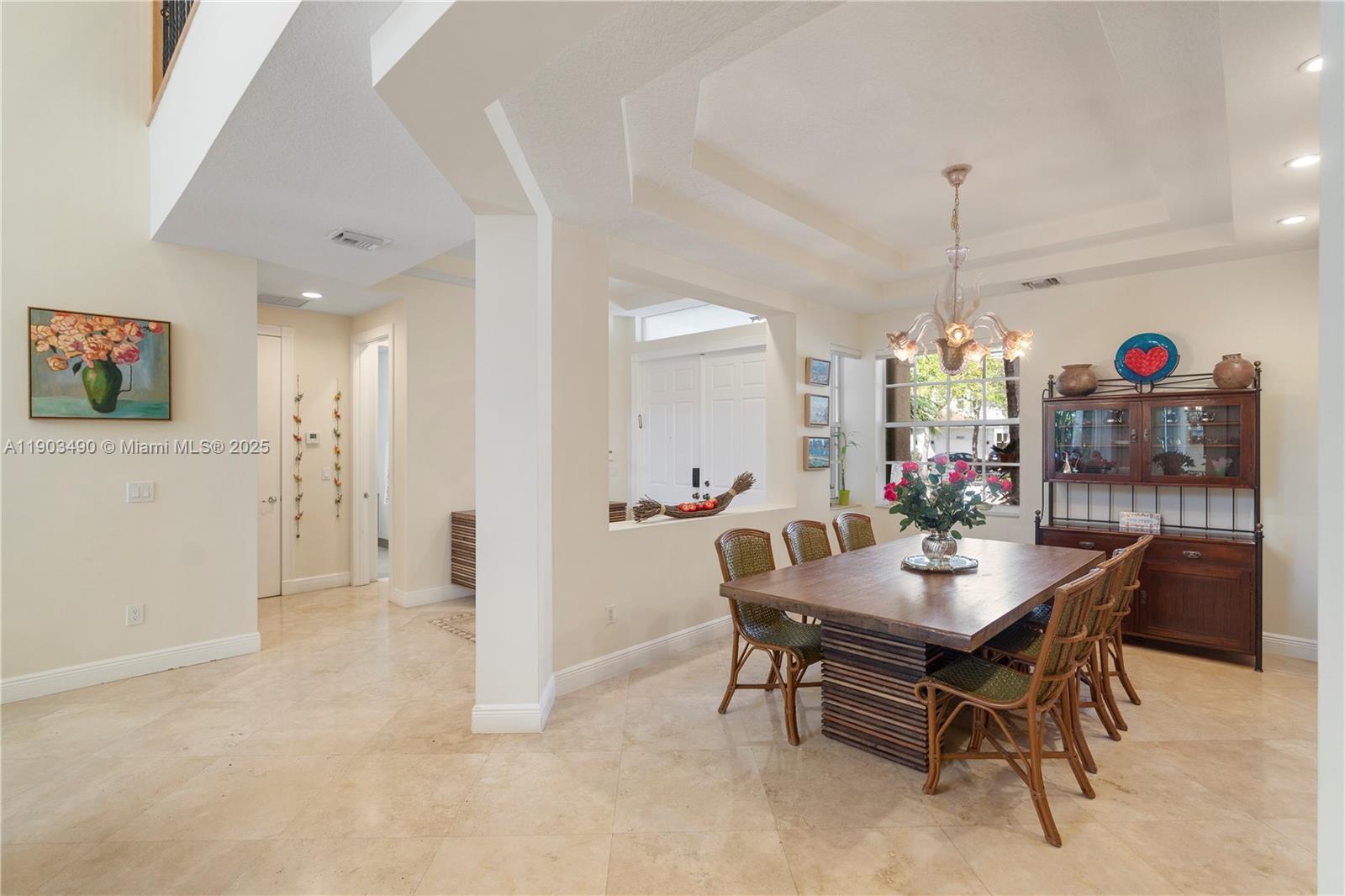 PRESIDENTIAL ESTATES SOUT - Residential Lease