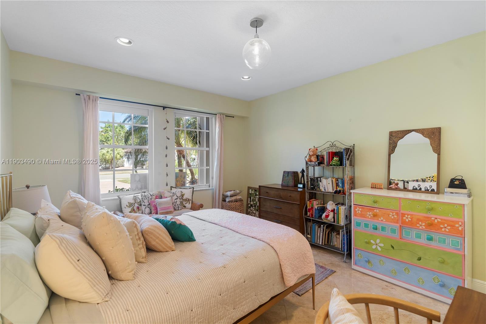 PRESIDENTIAL ESTATES SOUT - Residential Lease