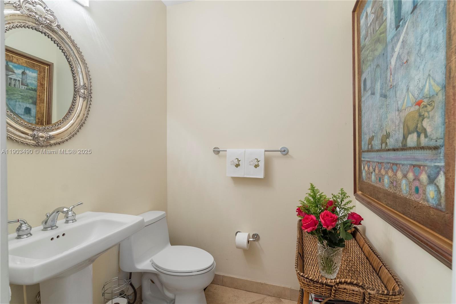 PRESIDENTIAL ESTATES SOUT - Residential Lease