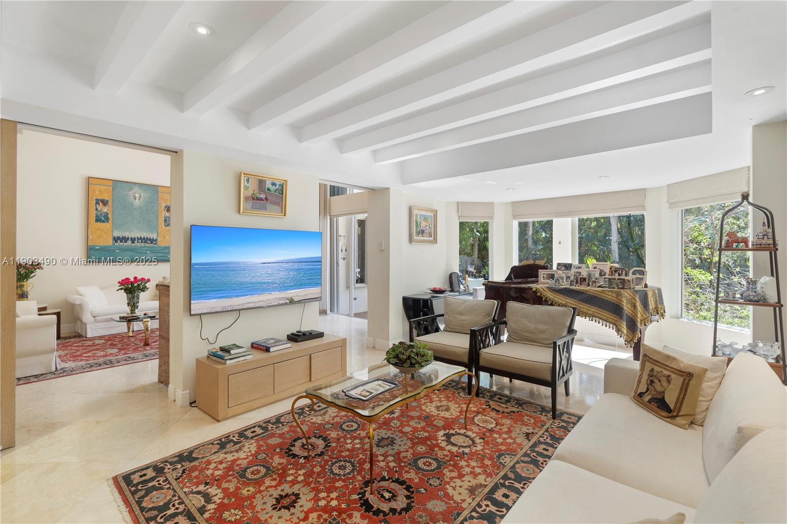 PRESIDENTIAL ESTATES SOUT - Residential Lease