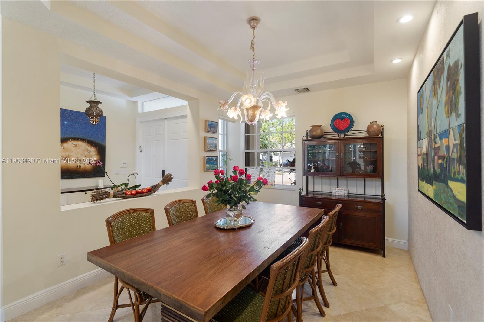 PRESIDENTIAL ESTATES SOUT - Residential Lease