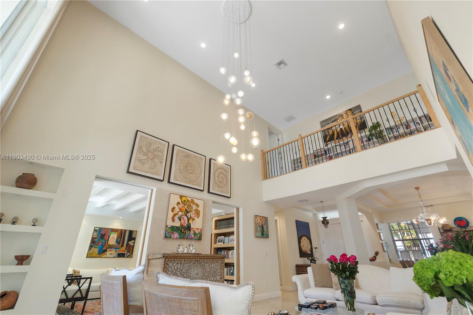 PRESIDENTIAL ESTATES SOUT - Residential Lease