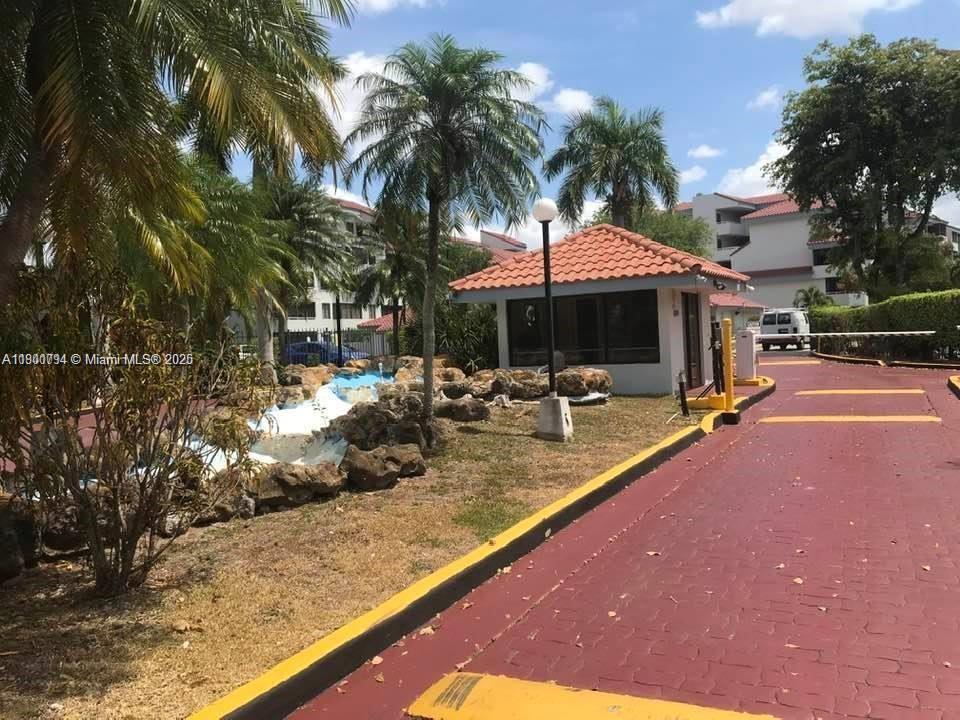 VERABELLA FALLS CONDO - Residential