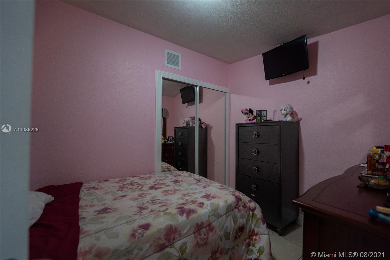 CAROL CITY - Residential