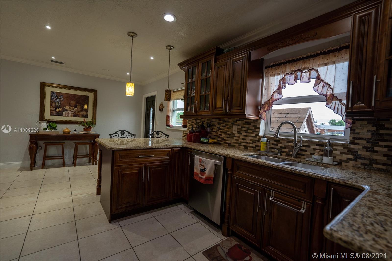 CAROL CITY - Residential