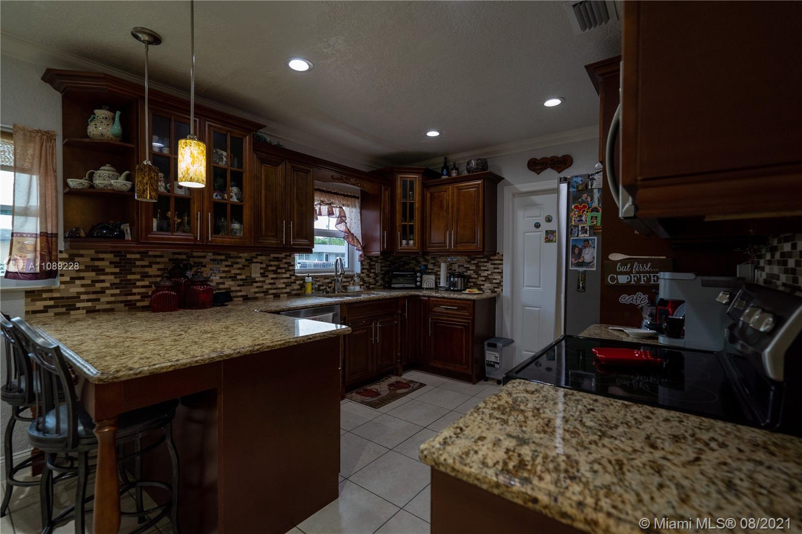 CAROL CITY - Residential