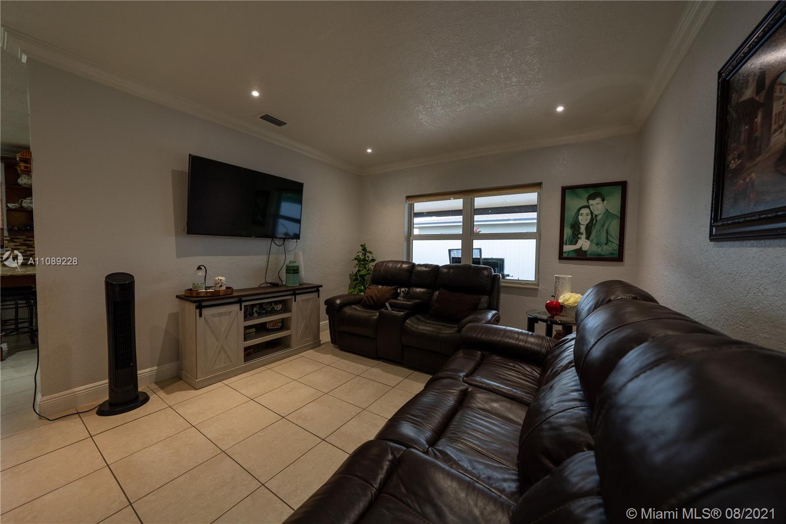 CAROL CITY - Residential