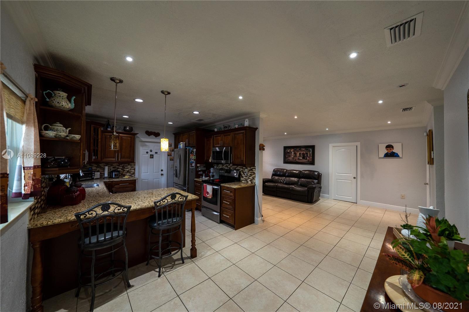 CAROL CITY - Residential