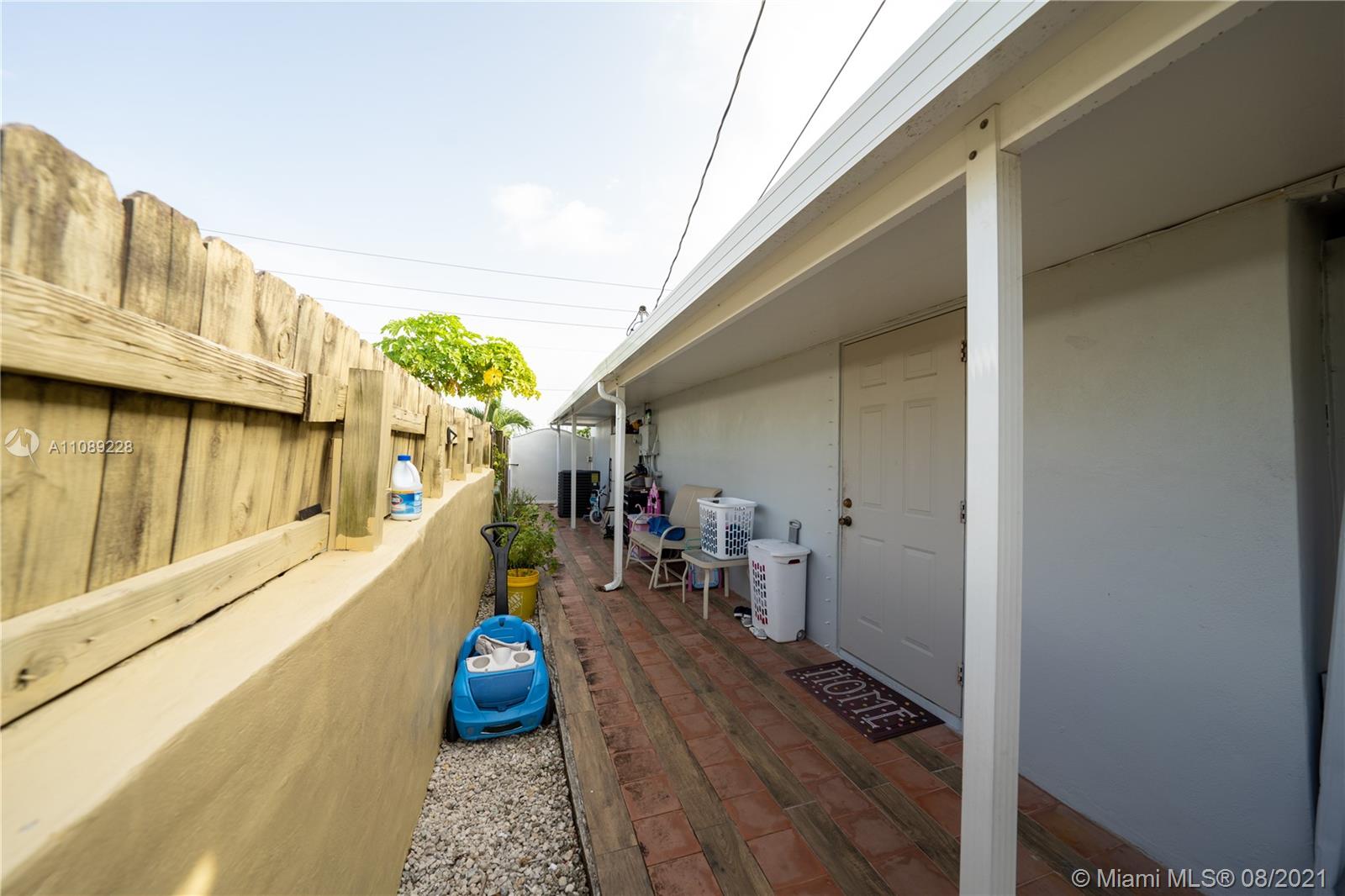 CAROL CITY - Residential